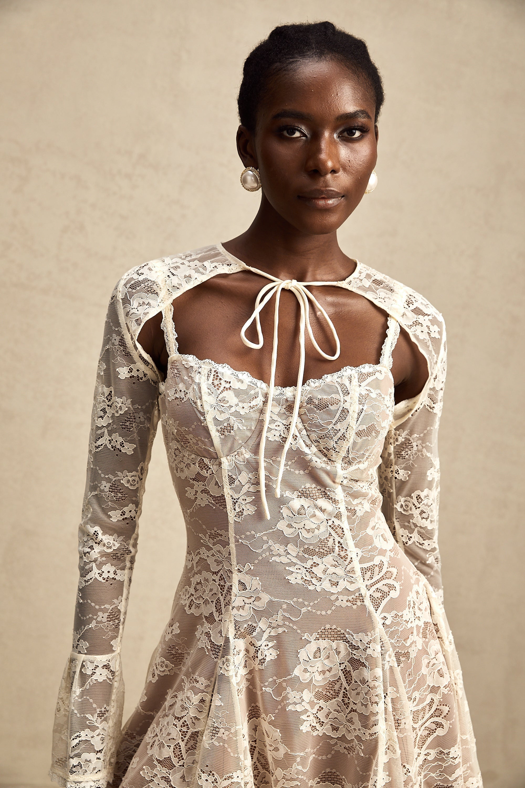 Çiçekli Dantel Yelek Ve Elbise Takım