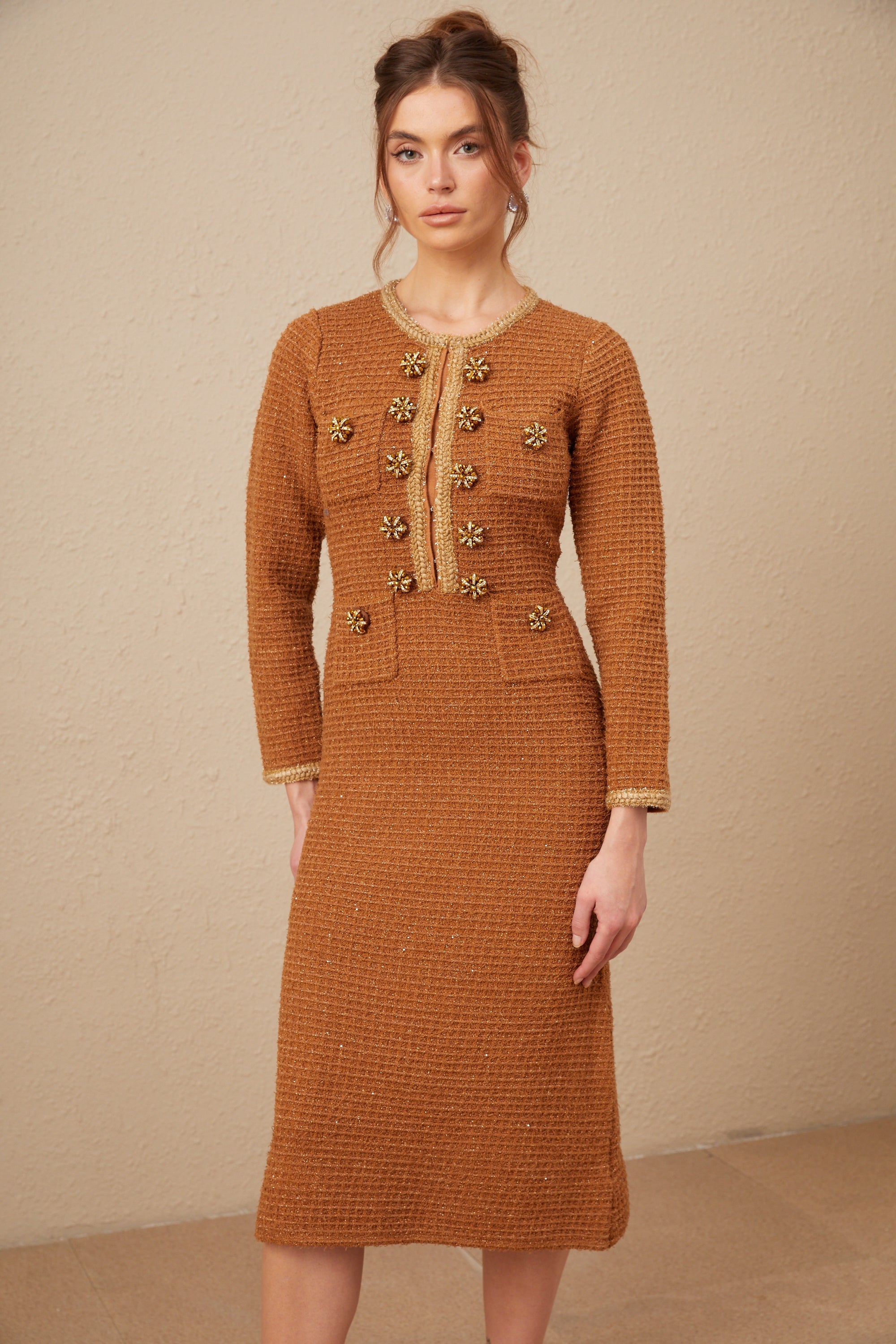 Örgülü Kenarlı Tüvit Elbise