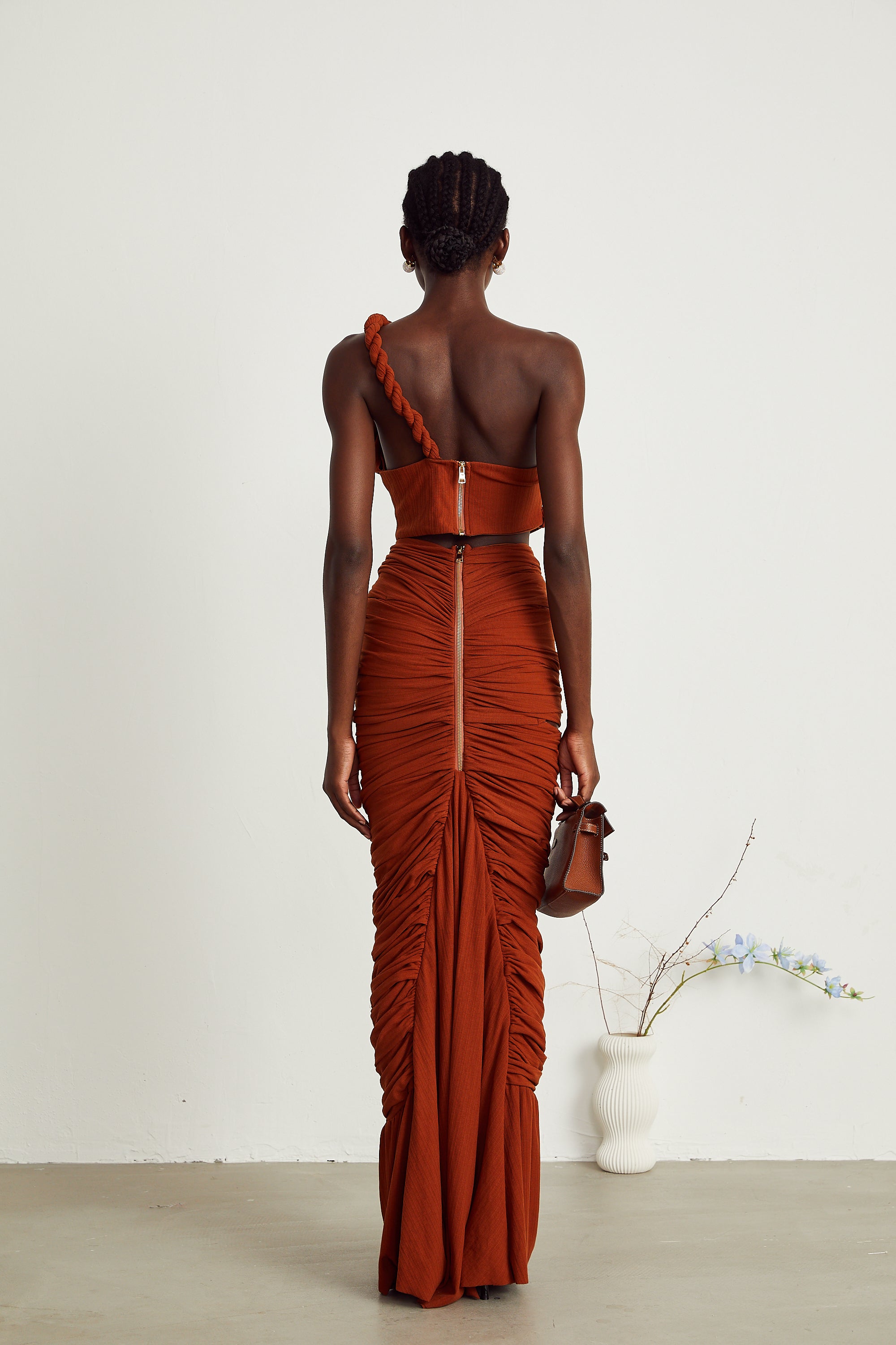 Célestine Burgu Detaylı Kesik Bluz ve Etek Takımı