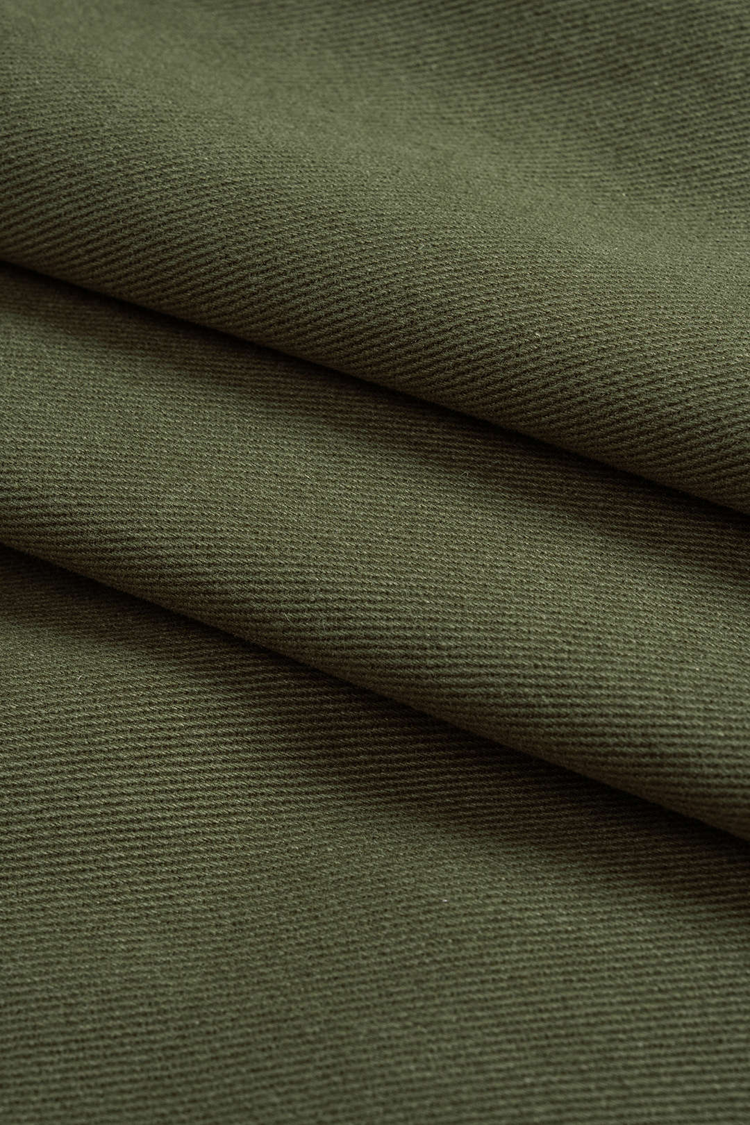 Cepli Fermuarlı Şort