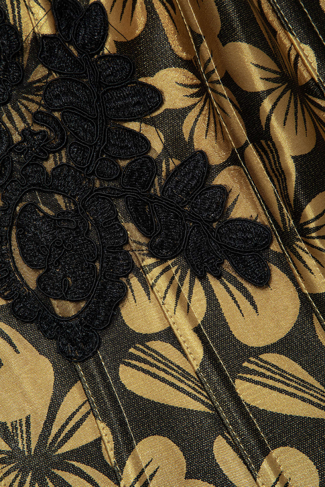 Çiçek Desenli Aplike Detaylı Korse Tüp Üst