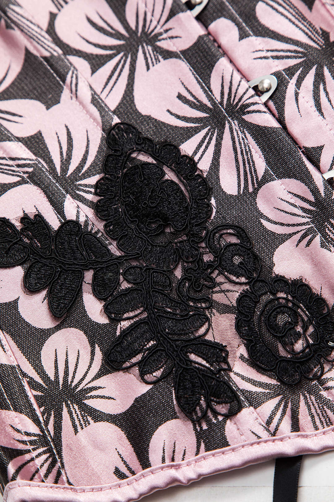 Çiçek Desenli Aplike Detaylı Korse Tüp Üst