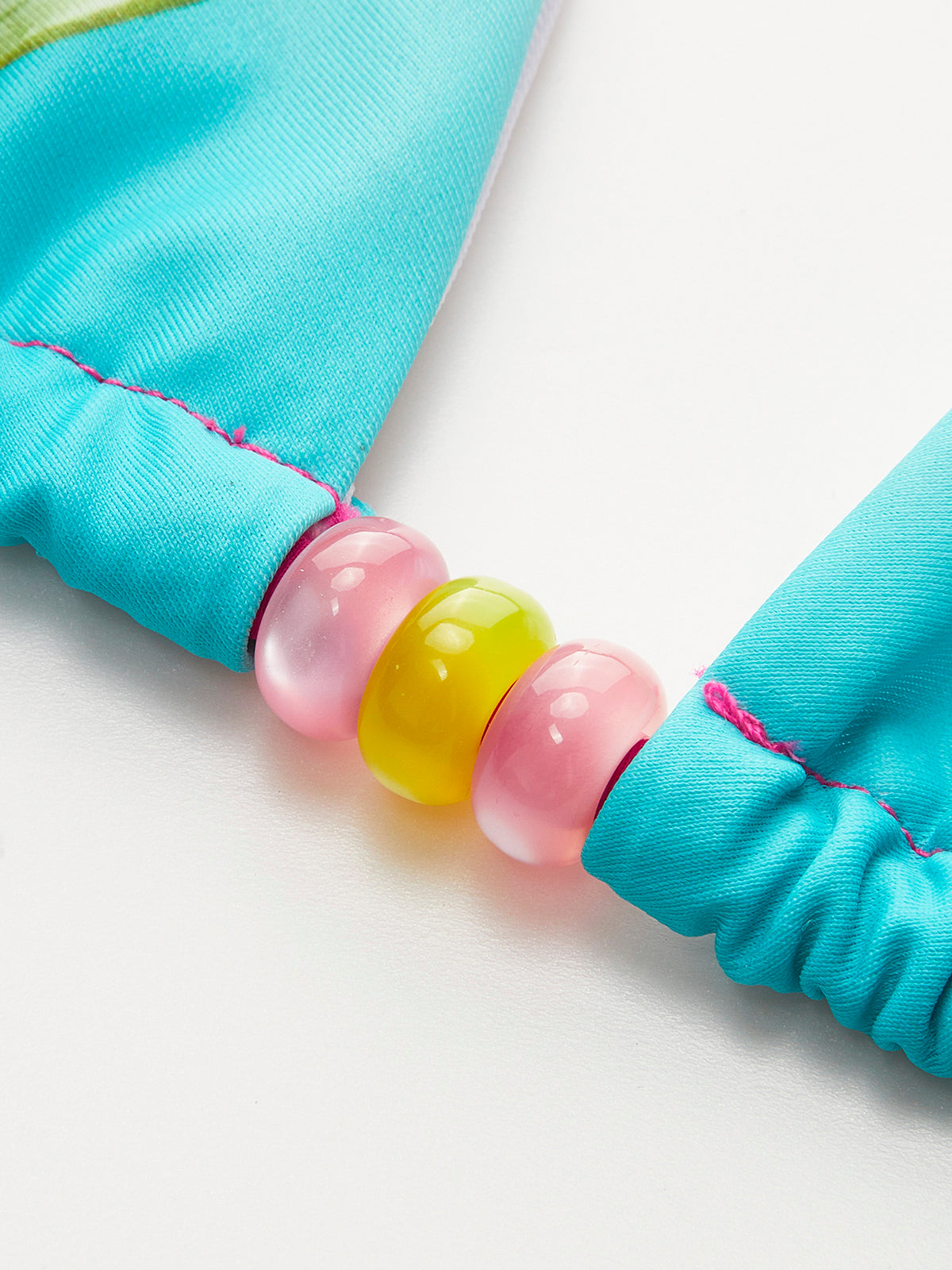 Çiçek Desenli Boncuk Detaylı Bikini Takımı