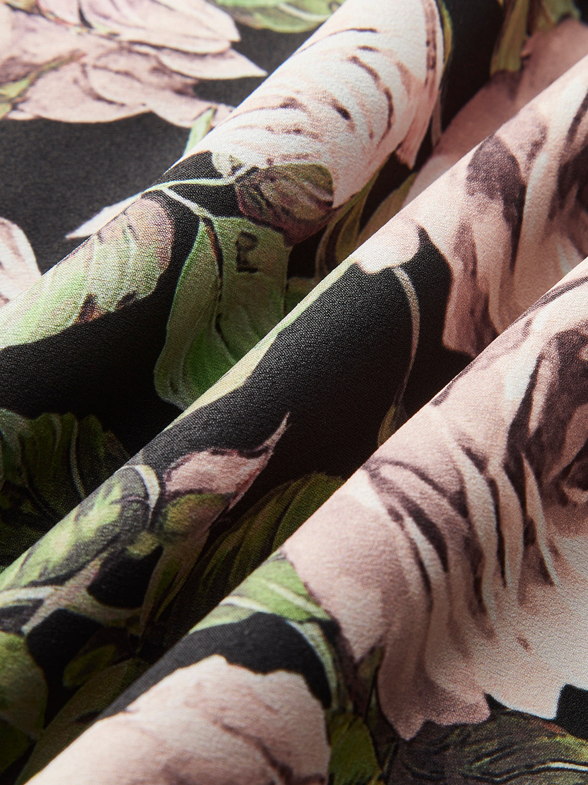 Çiçek desenli midi elbise