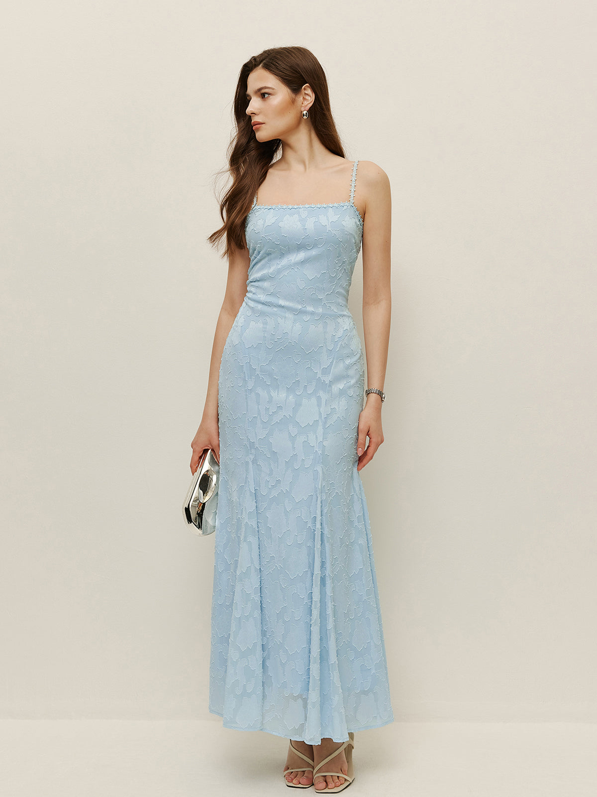 çiçek desenli midi elbise