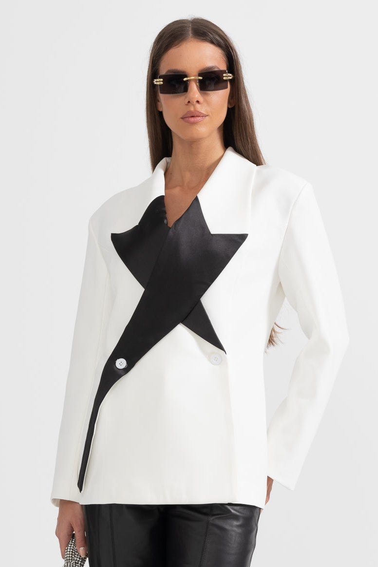 Yıldız detaylı blazer ceket
