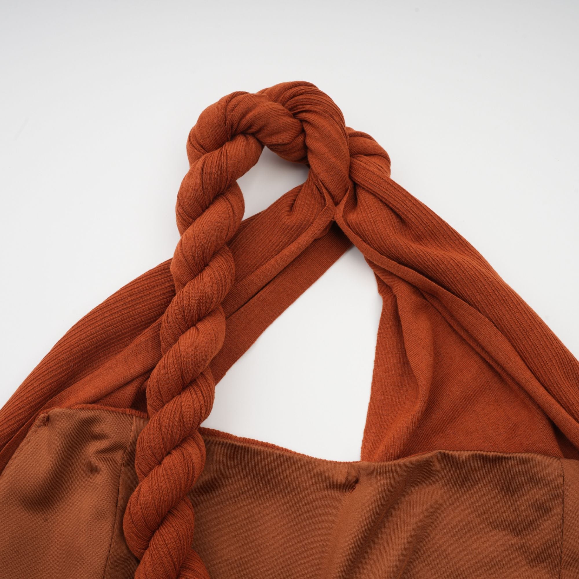 Célestine Burgu Detaylı Kesik Bluz ve Etek Takımı