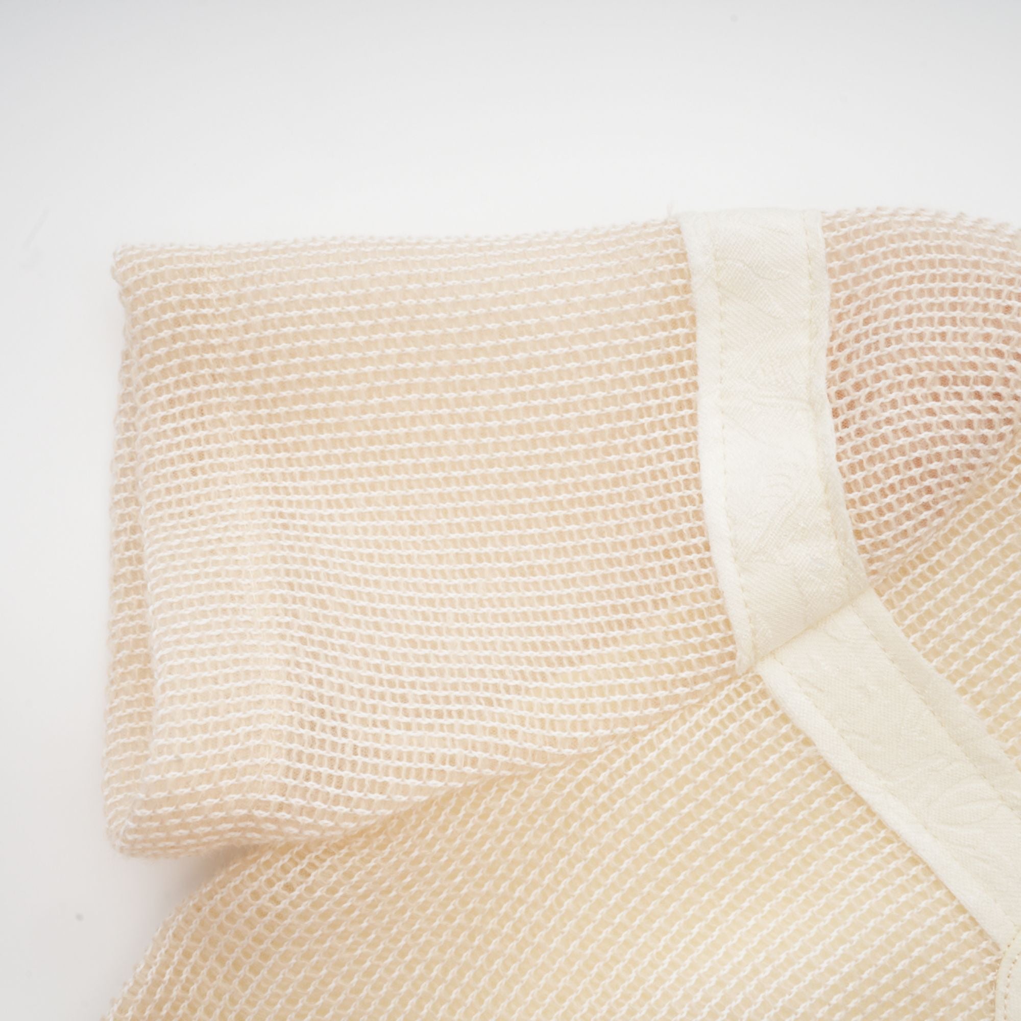 Çiçek İşlemeli Midi Elbise