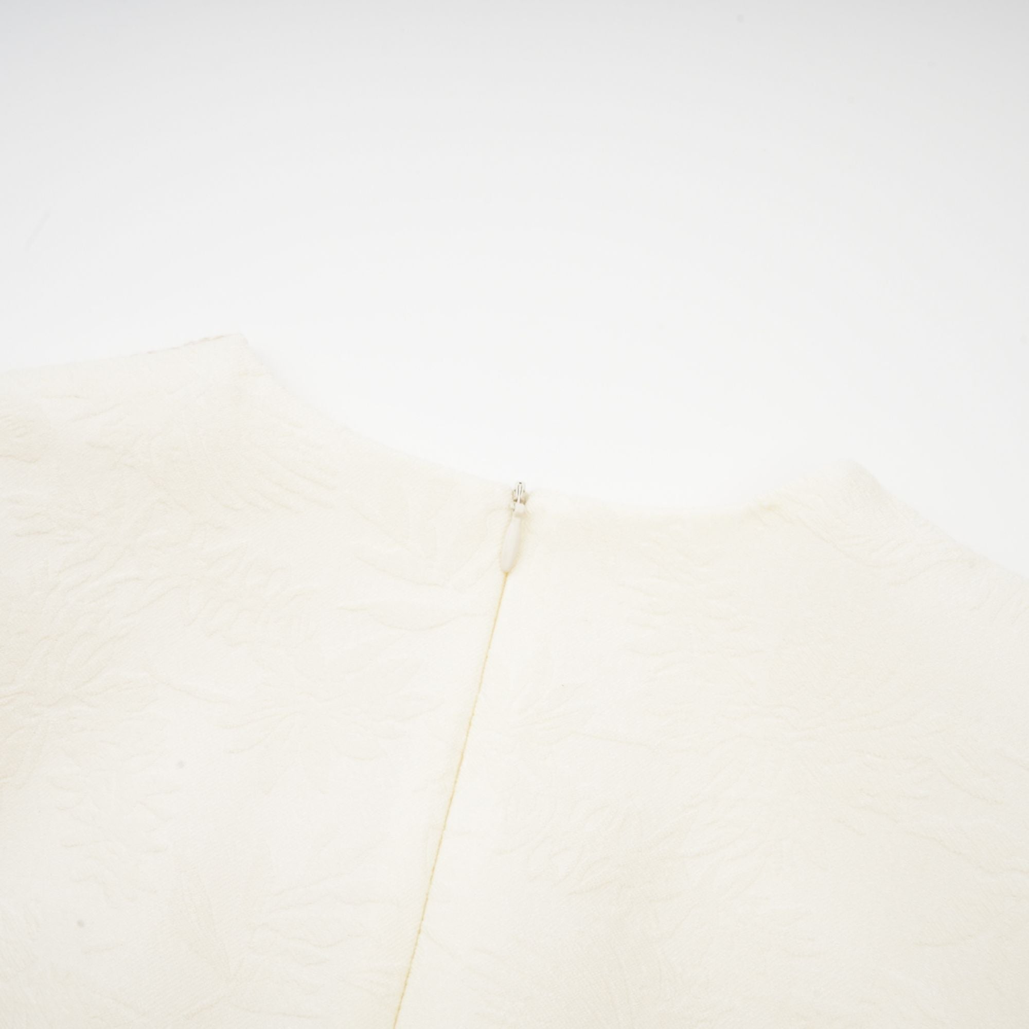 Çiçek İşlemeli Midi Elbise