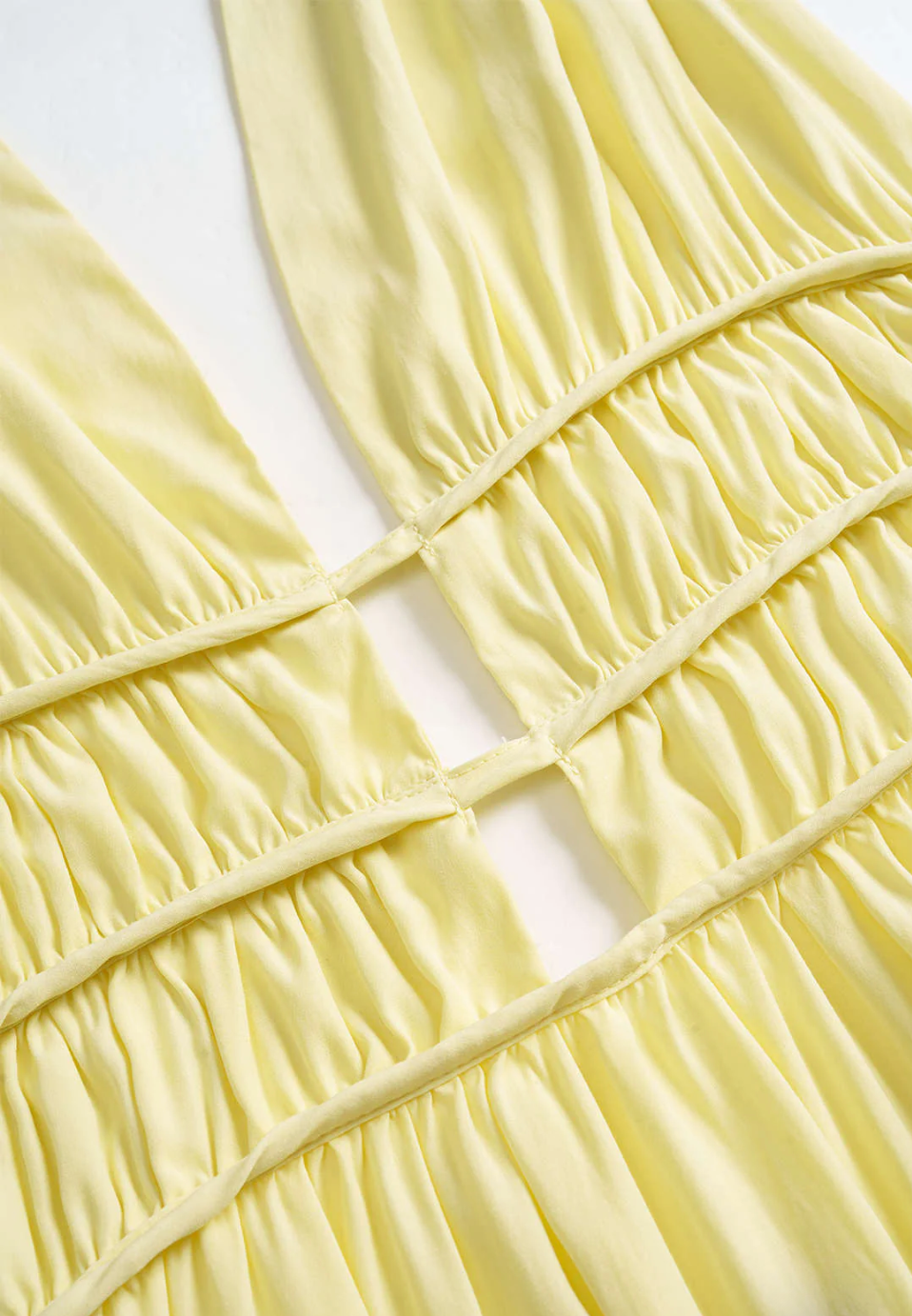 Halter Yaka, Pencere Detaylı, Kolsuz Maxi Elbise