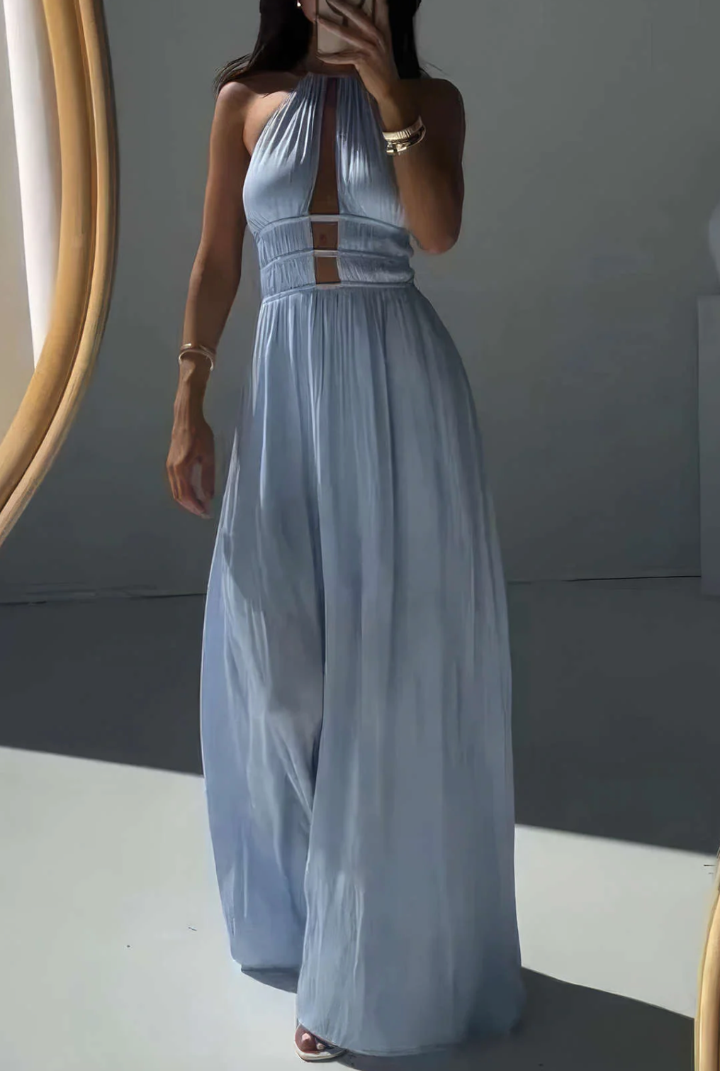 Halter Yaka, Pencere Detaylı, Kolsuz Maxi Elbise