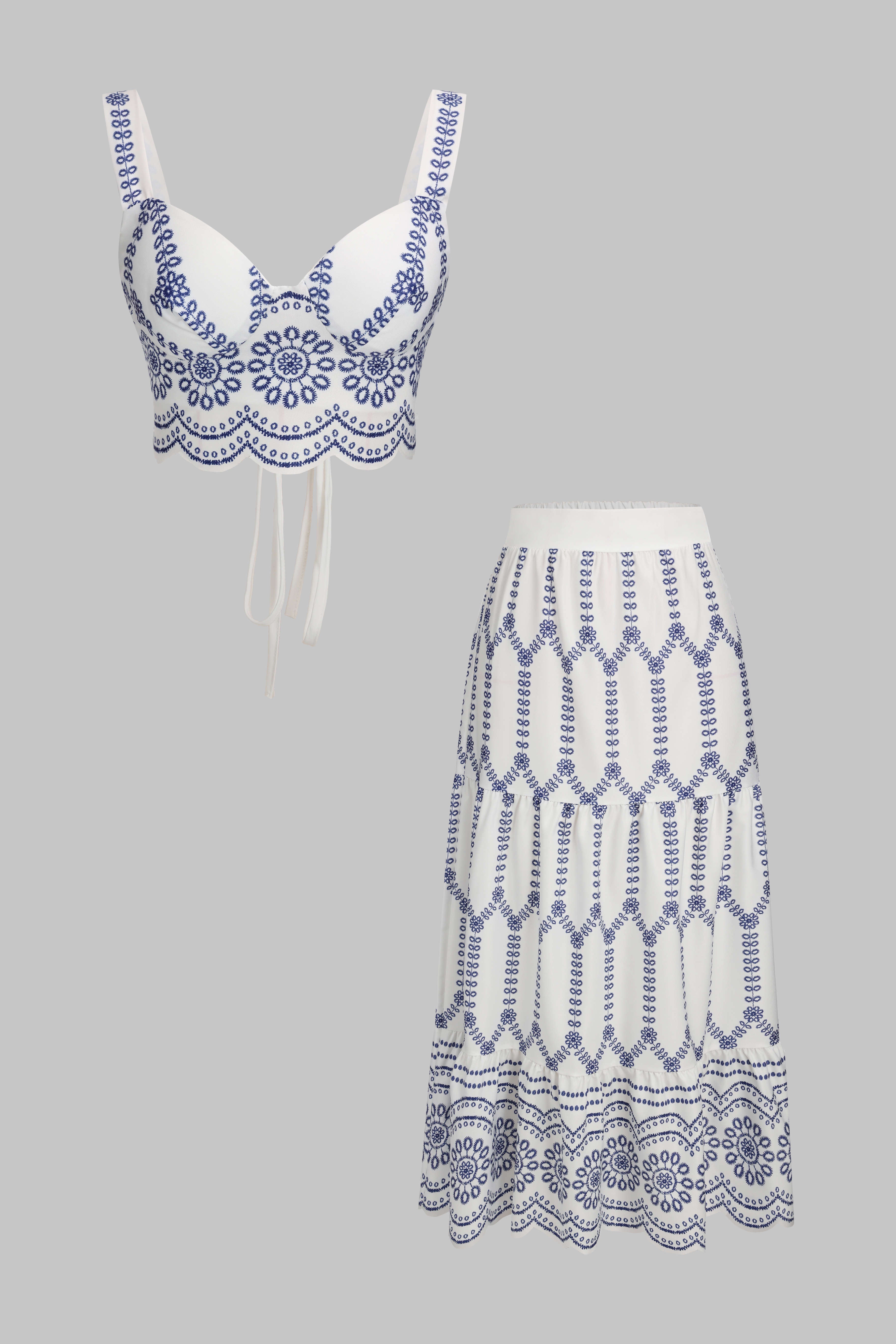 Çiçek Desenli Bağcıklı Sırtı Açık Üst ve Üst Örtü Seti