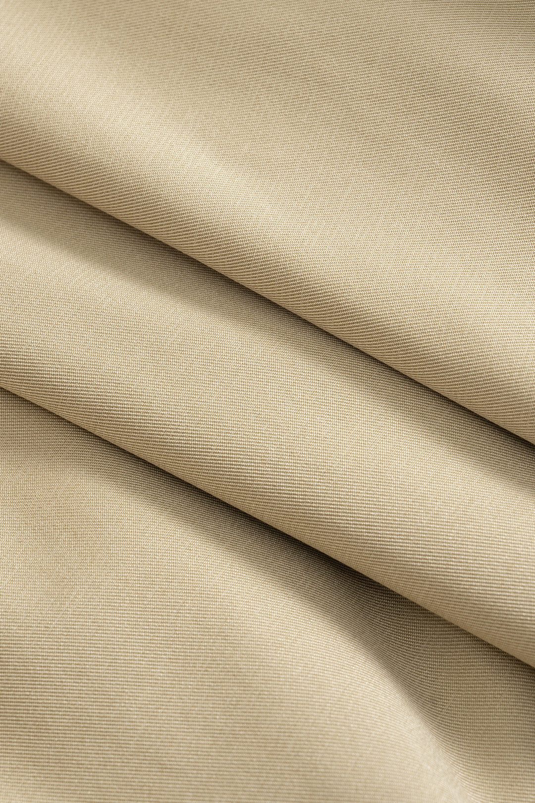 Cepli Fermuarlı Büzgülü Şort