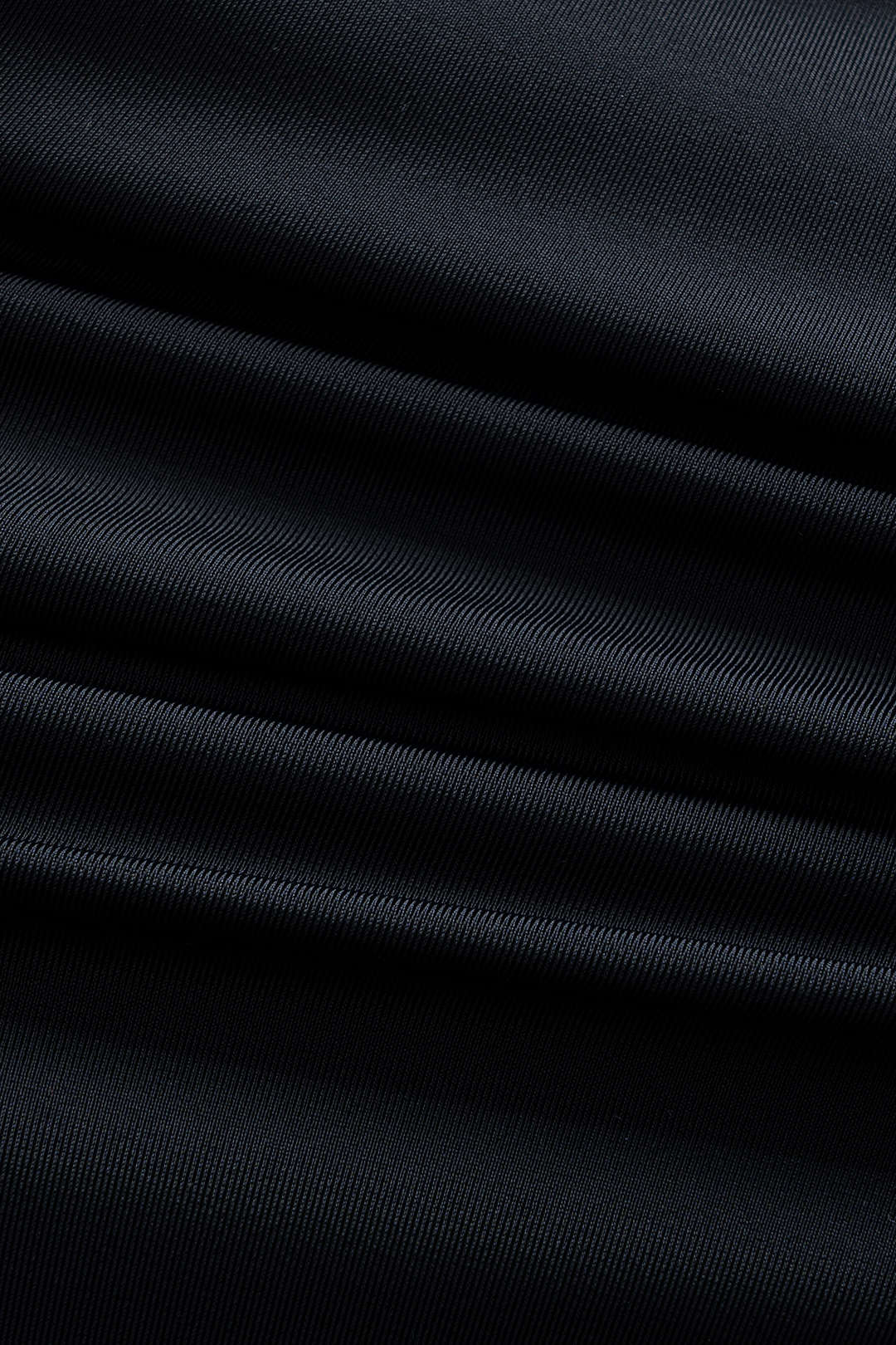 Nakış Detaylı Büzgülü Bağlamalı Sırt Dekolteli Bodysuit