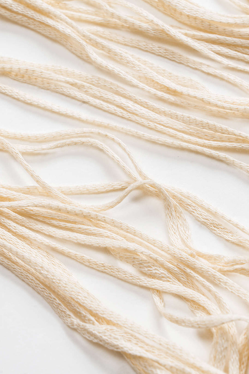 Tüy Detaylı İnce Askılı Kroşe Bikini Takımı