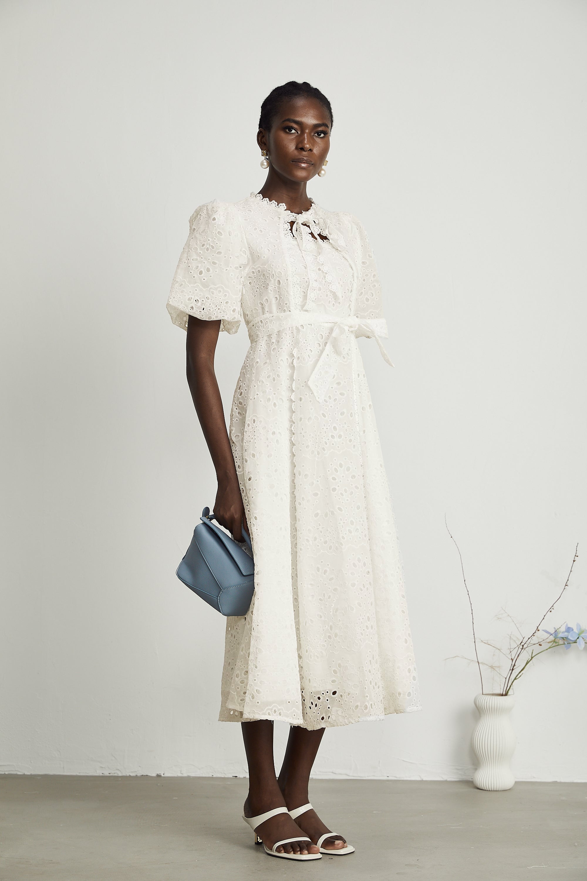 Louisa işlemeli midi elbise