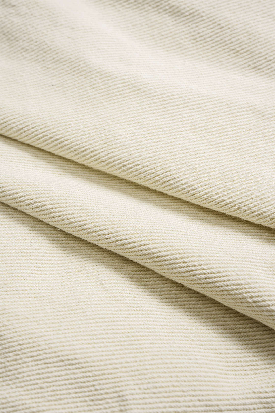 Büzgülü Yüksek Bel Kemerli Şort