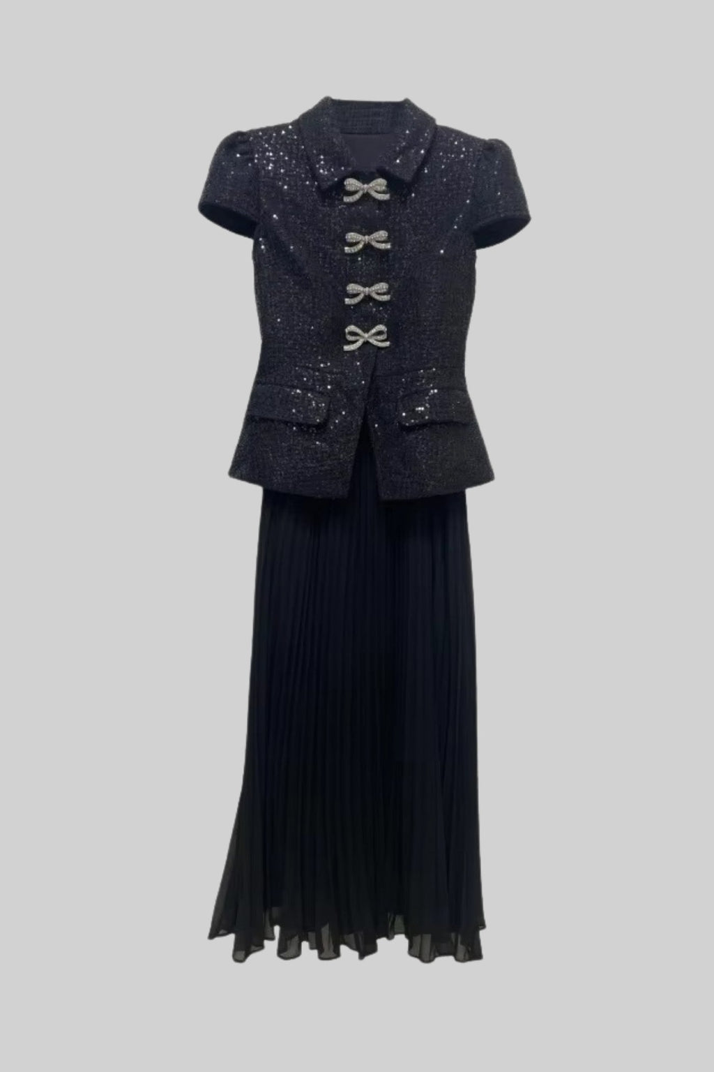 Payetli Üst ve Pileli Etekli Takım