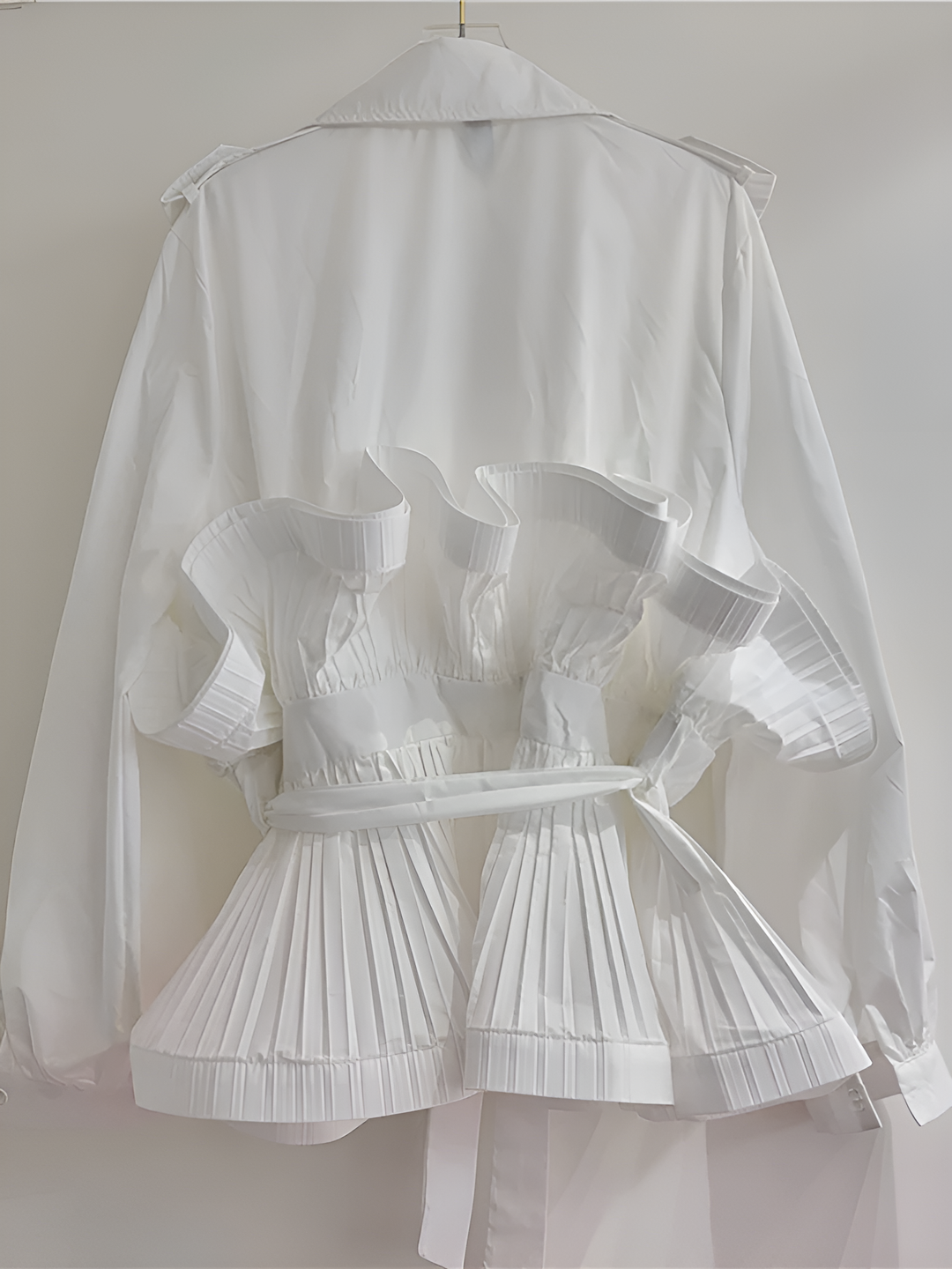 Pileli Volanlı Uzun Kollu Bağcıklı Ceket