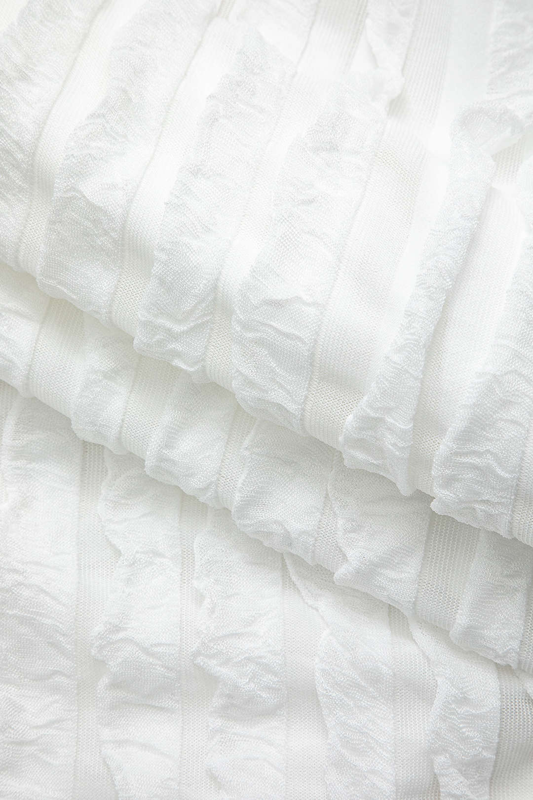 Düşük Omuzlu Dokulu Düğmeli Yırtmaçlı Uzun Kollu maksi Elbise