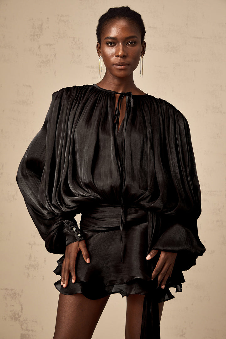 Tam Pileli Fırfırlı Mini Elbise