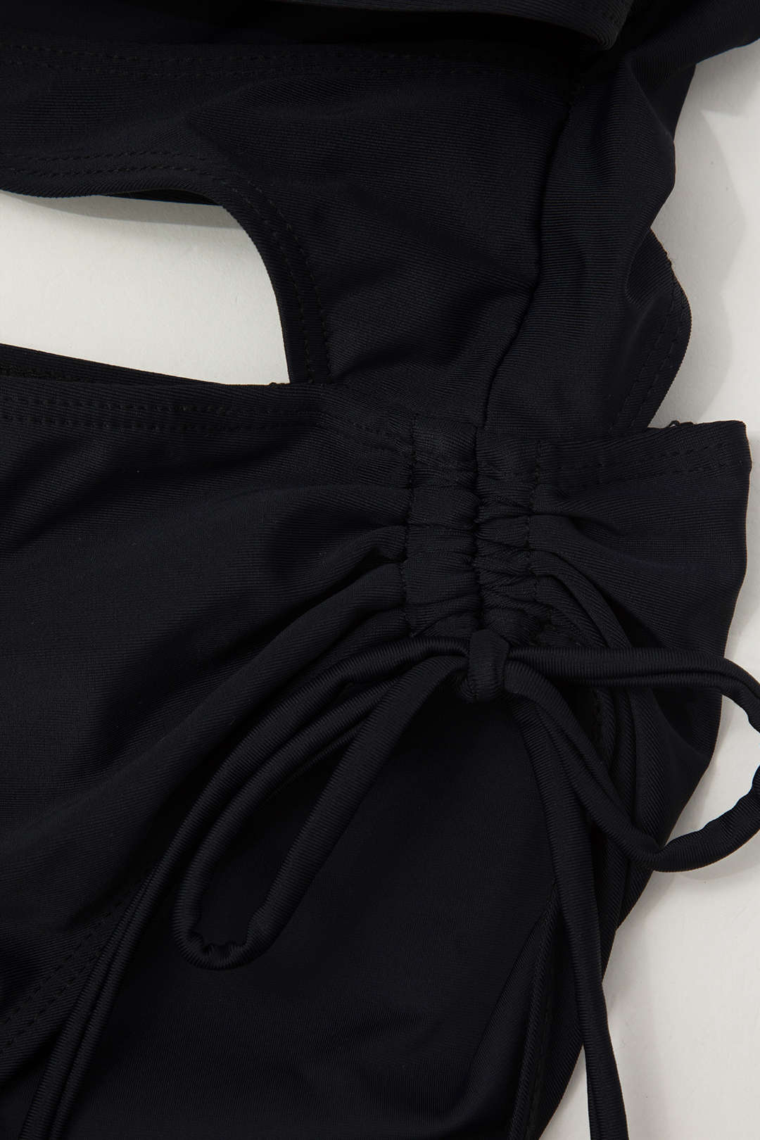 Karın Toparlayıcı Düz Renk Halter Yaka Bağlamalı Kesik Detaylı Tek Parça Mayo