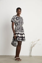 Émeline kuşak mini elbise