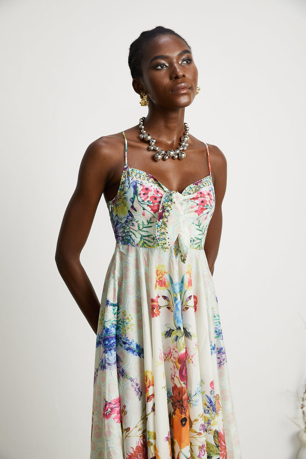 Sylvie desenli midi elbise