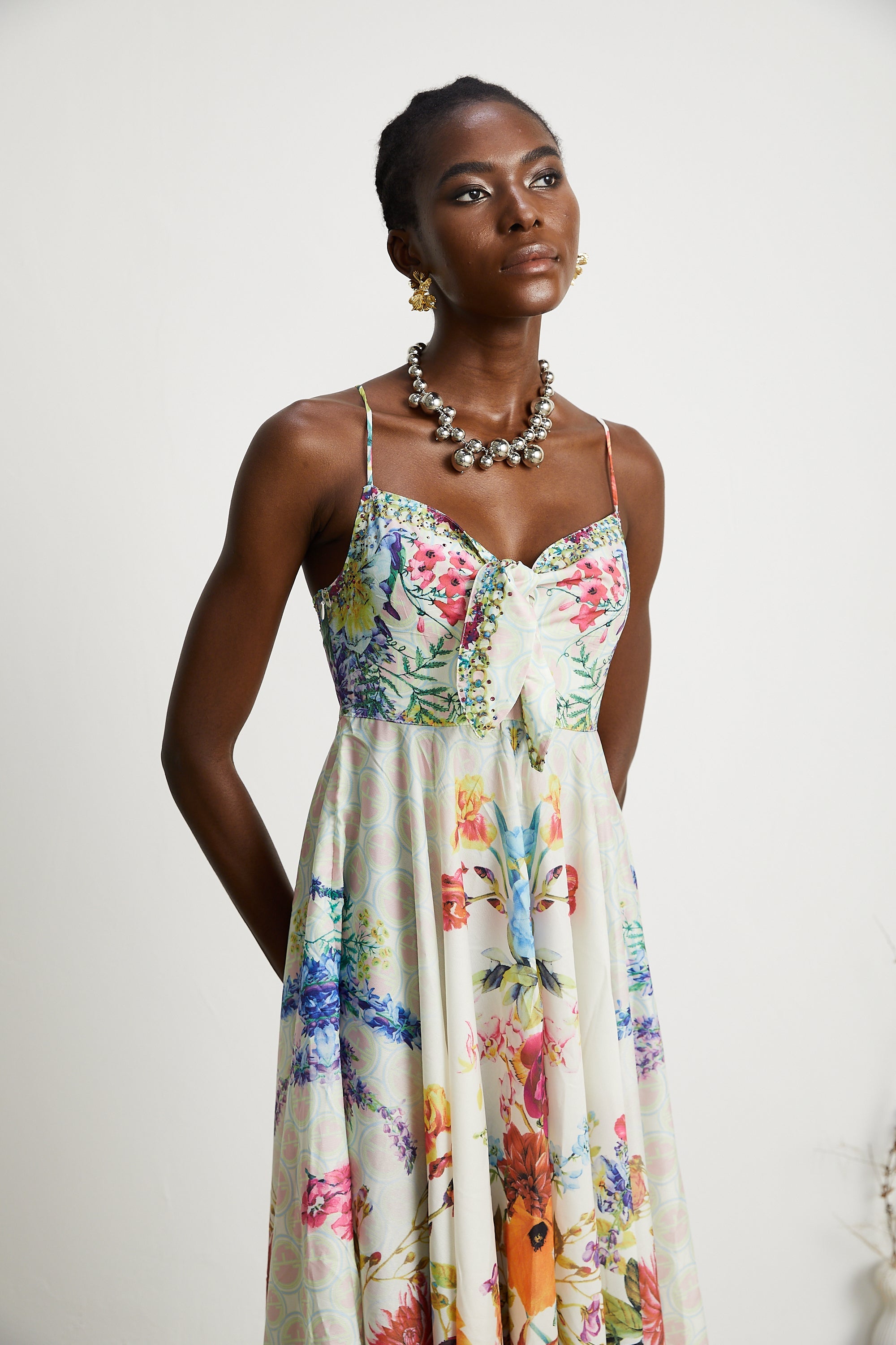 Sylvie desenli midi elbise