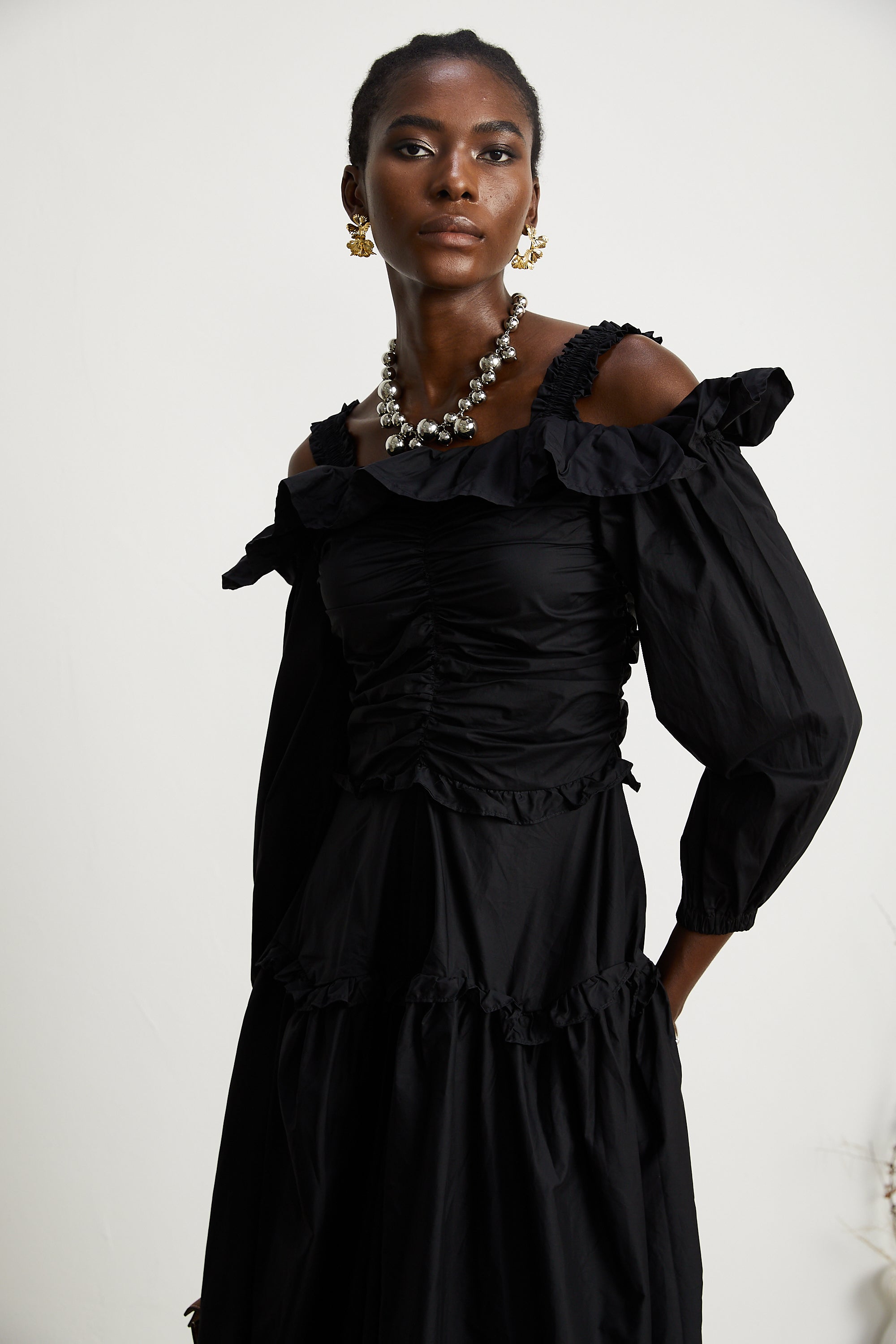 Renée pileli midi elbise