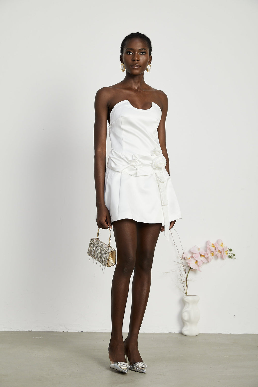 Fleur pile süsleme mini elbise