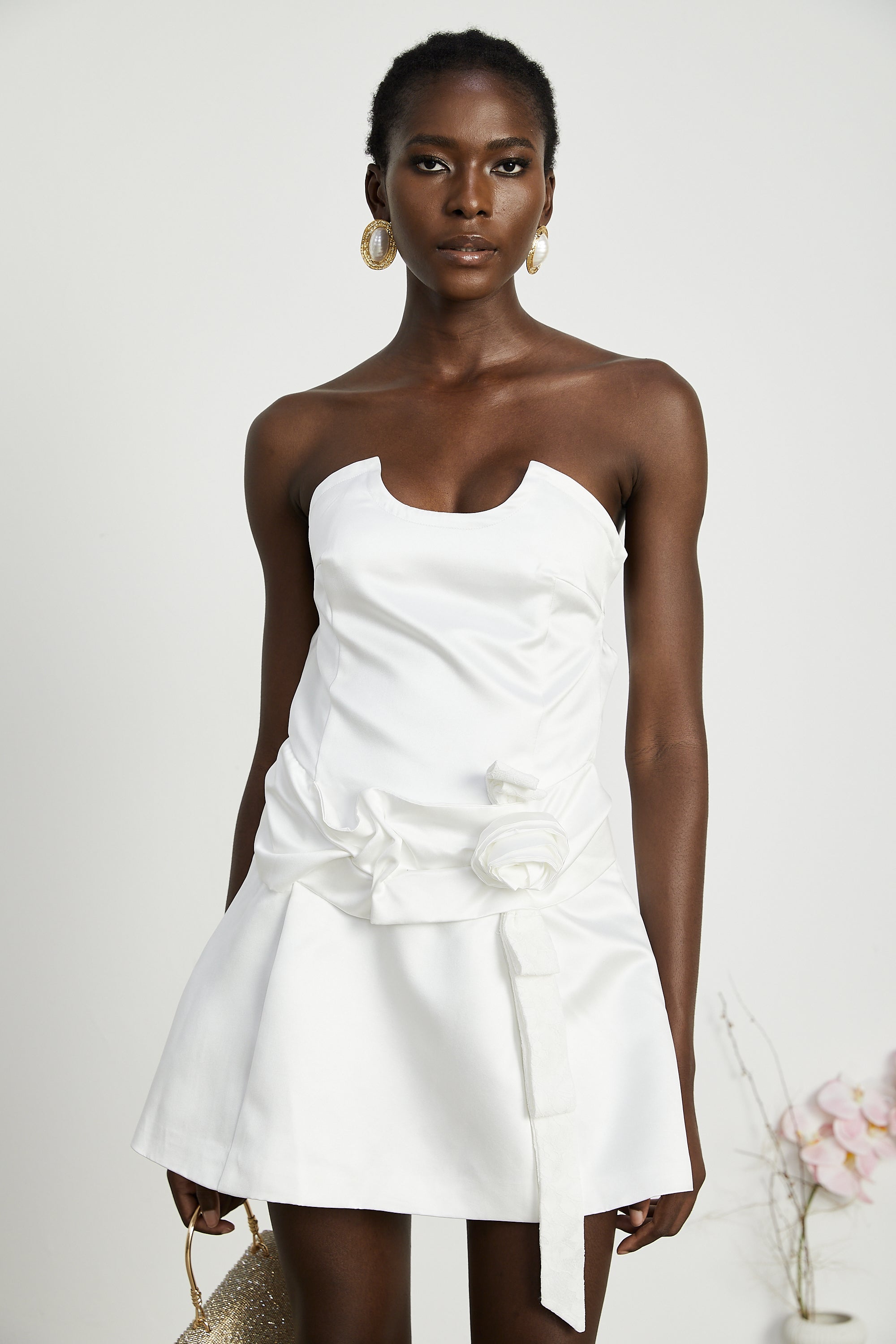 Fleur pile süsleme mini elbise