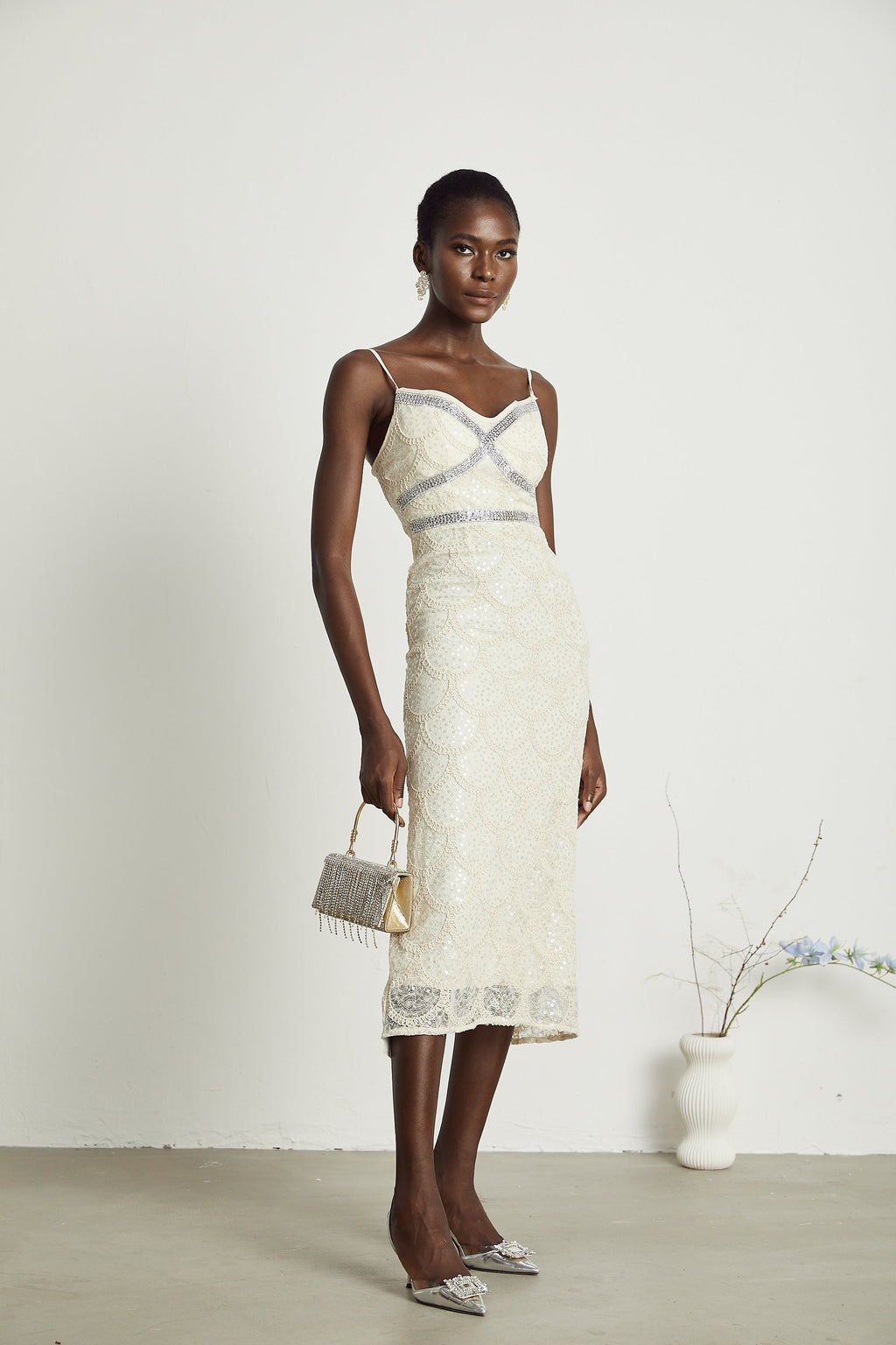 Nalini süslemeli midi elbise