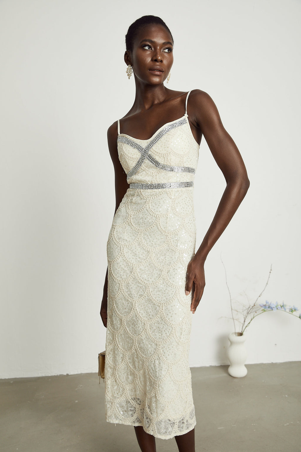 Nalini süslemeli midi elbise