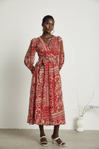 Camillera desenli midi elbise