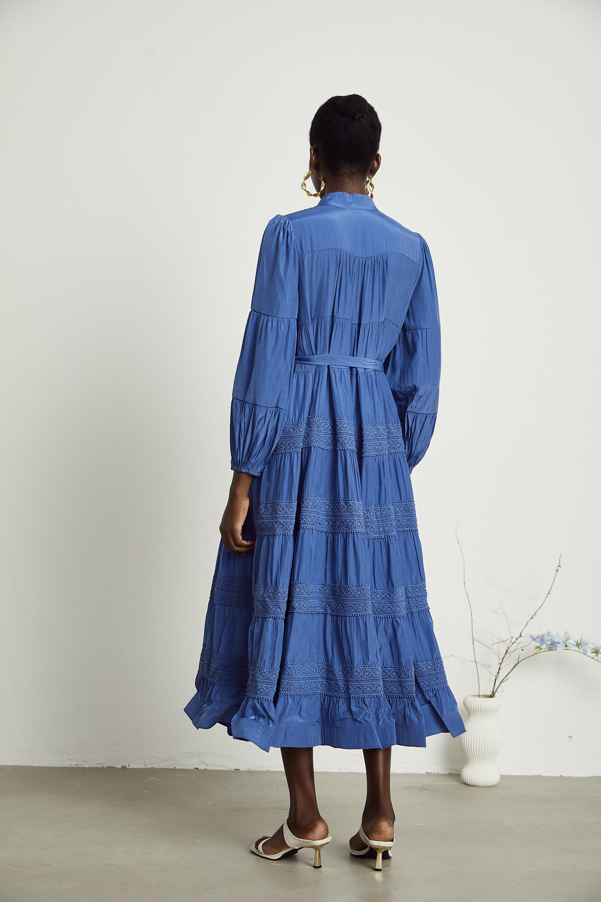 Stéphanie dantel midi elbise