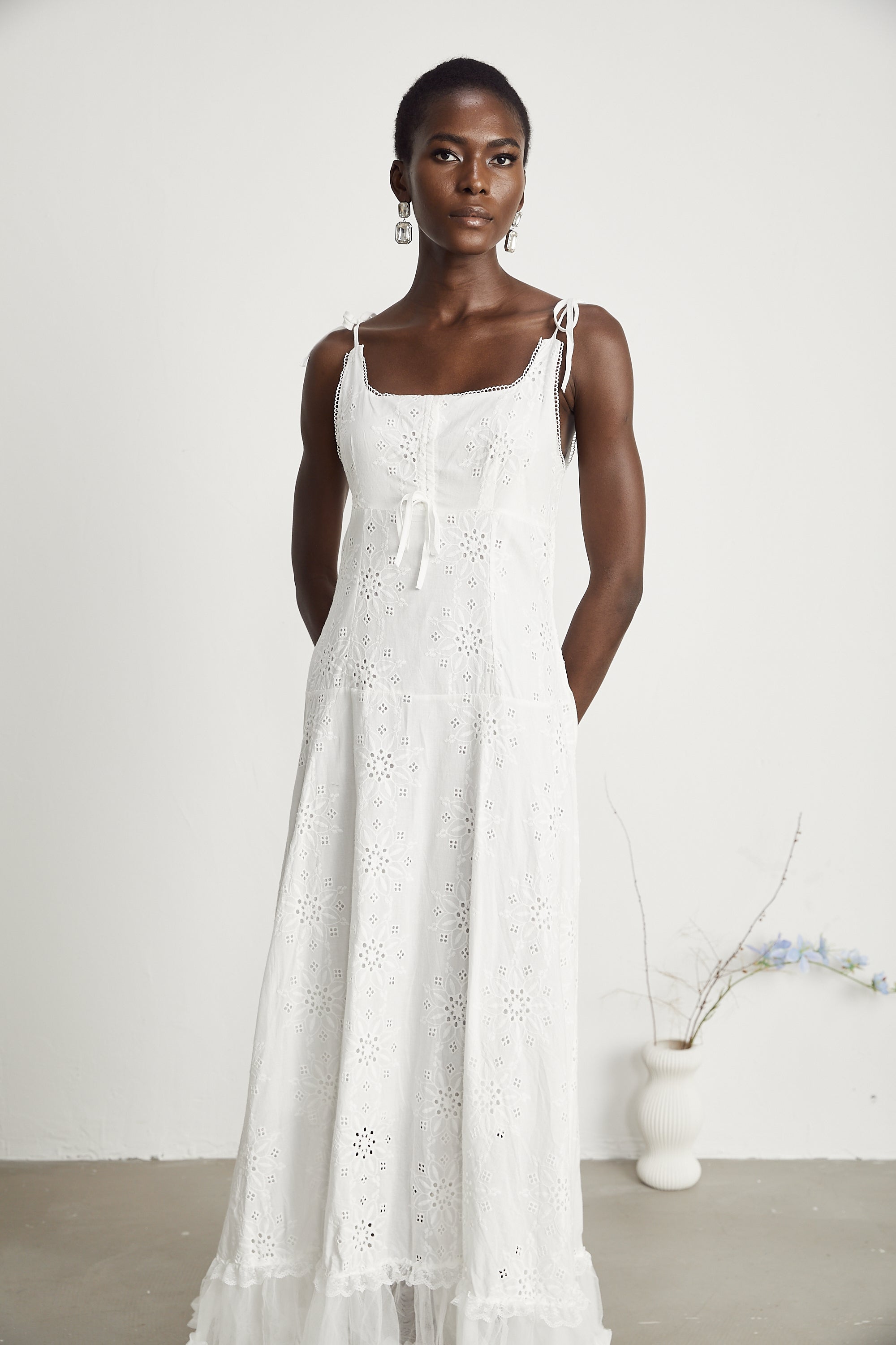 Lili şeffaf midi elbise