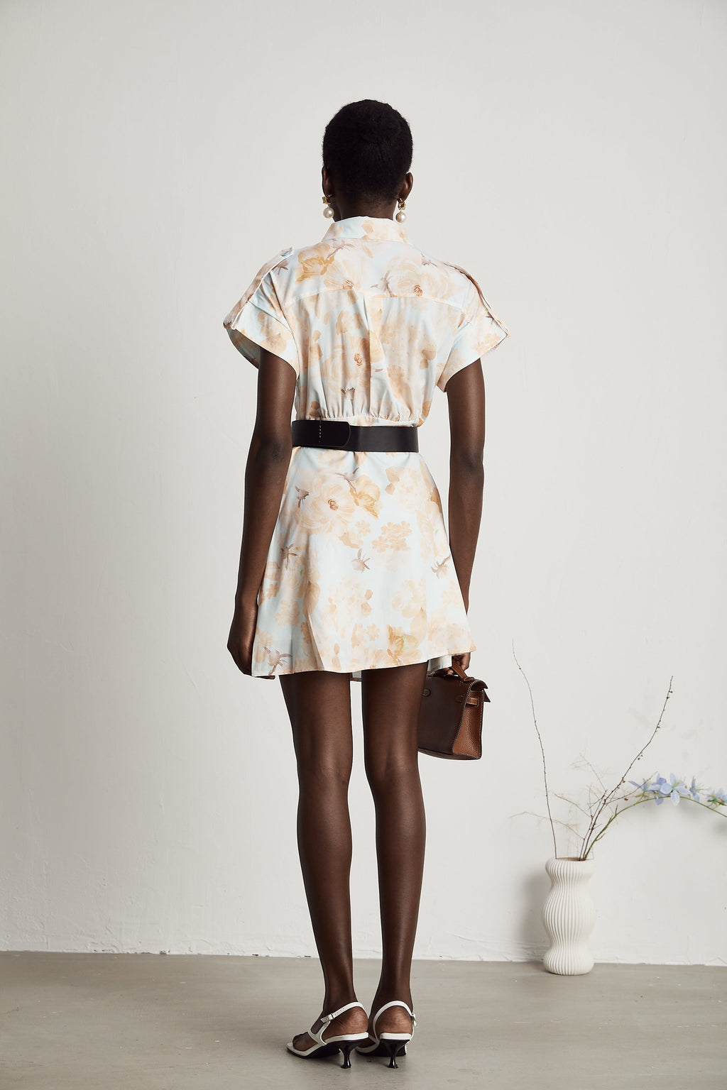 Odelle kuşaklı gömlek mini elbise