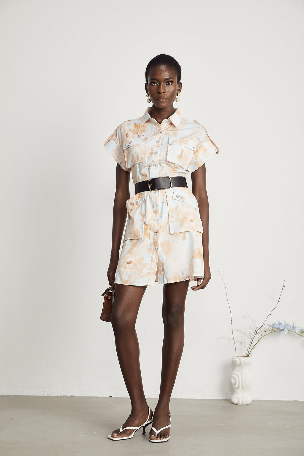 Odelle kuşaklı gömlek mini elbise