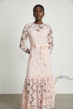 Priscille işlemeli midi elbise