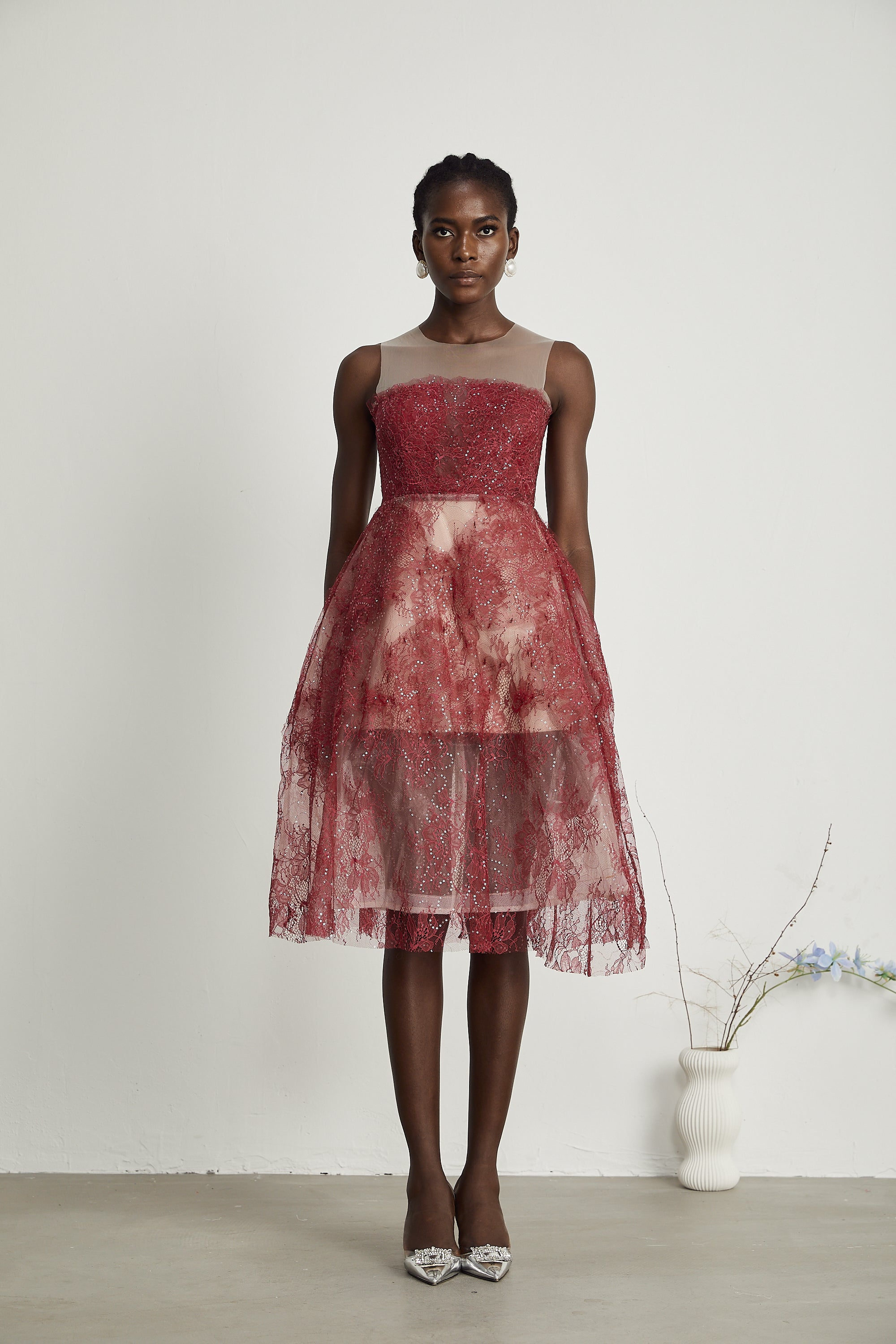 Juana süslemeli midi elbise