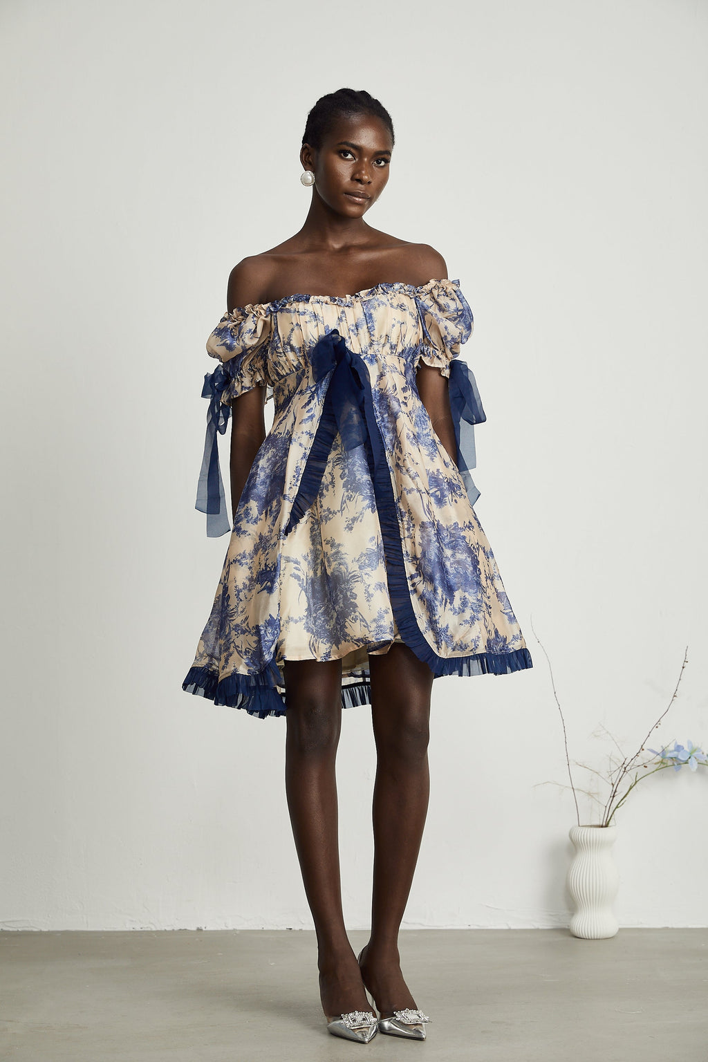 Robyn kurdele mini elbise