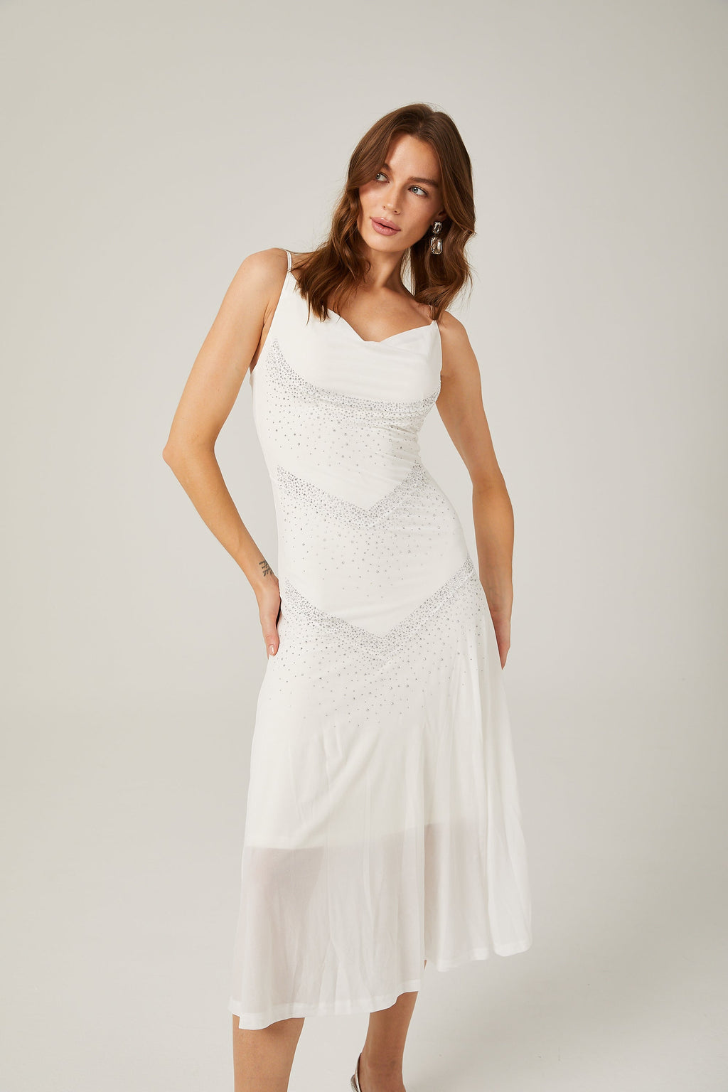 Élise süsleme midi elbise