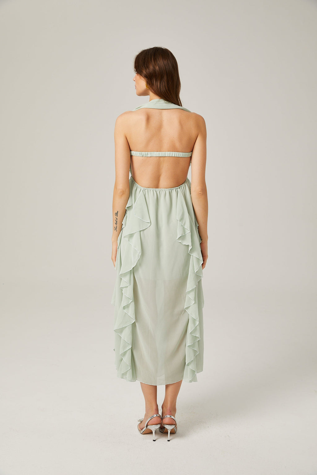 Salilah fırfırlı midi elbise