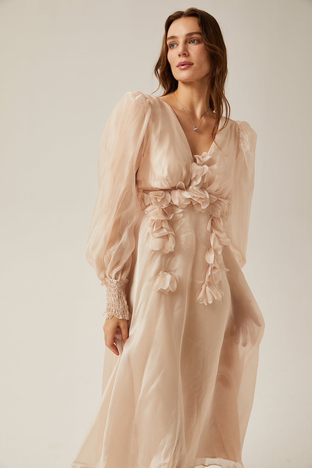 Lucie suni çiçek süslemeli midi elbise