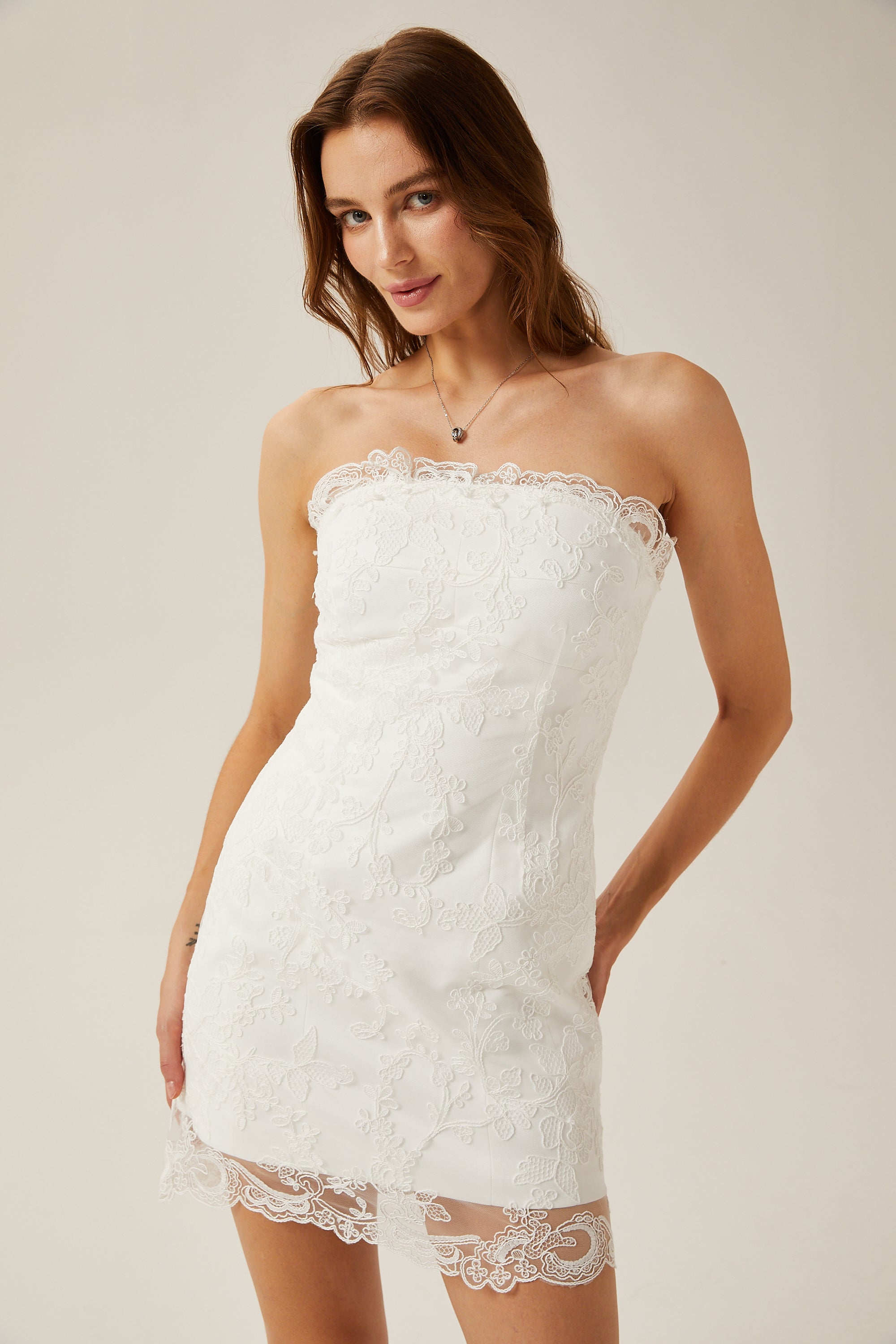 Valérie dantelli straplez mini elbise