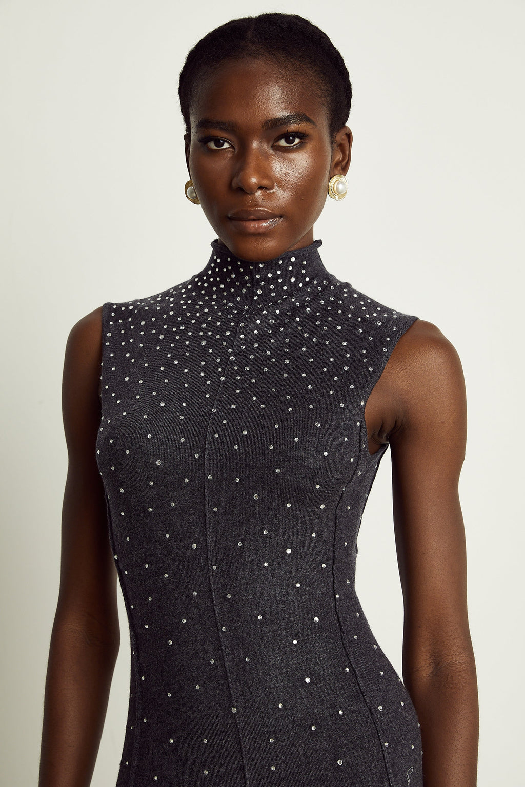 Véronique süslemeli midi elbise