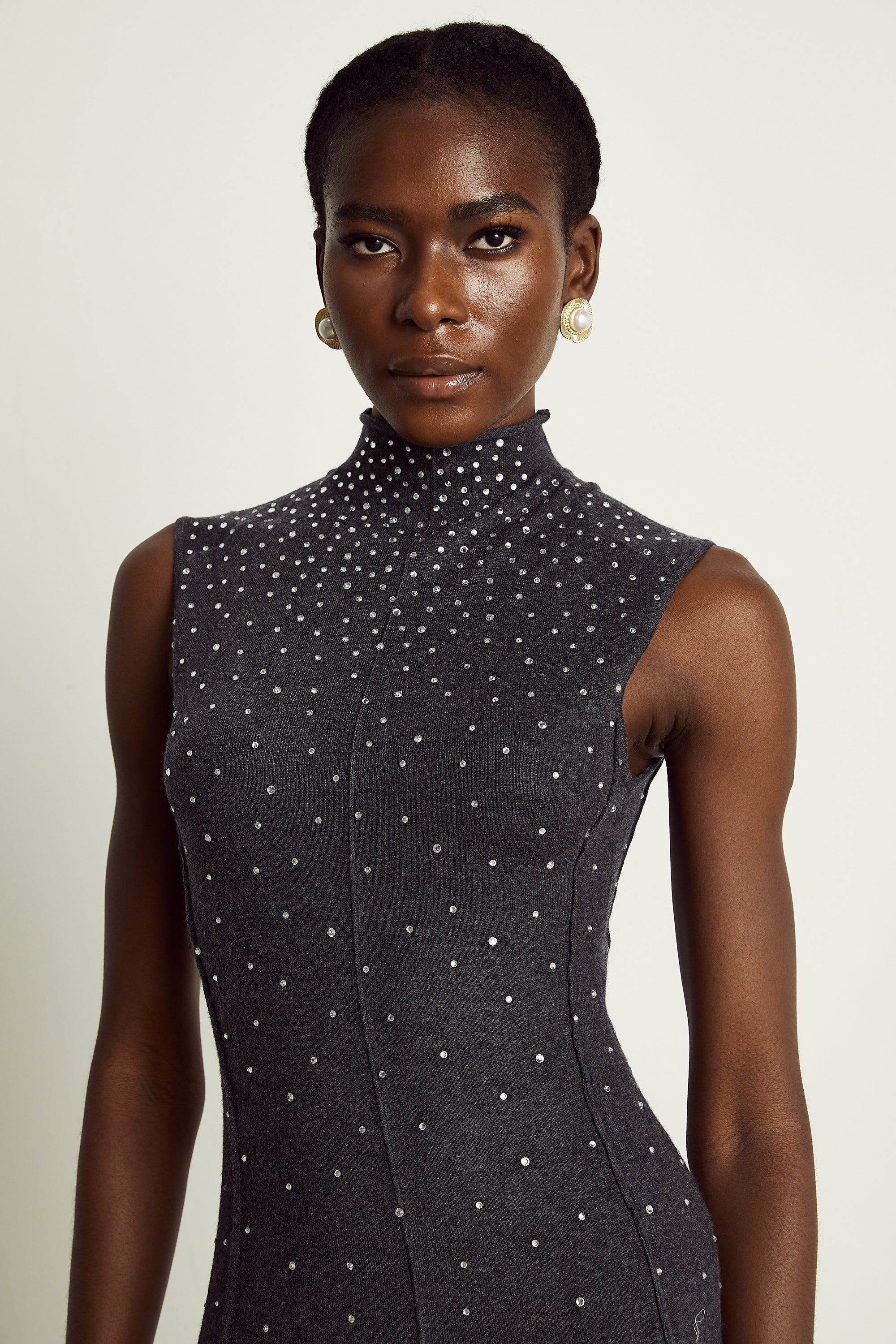 Véronique süslemeli midi elbise