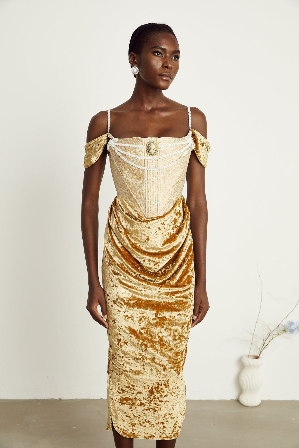 Jakarlı Korse Midi Elbise