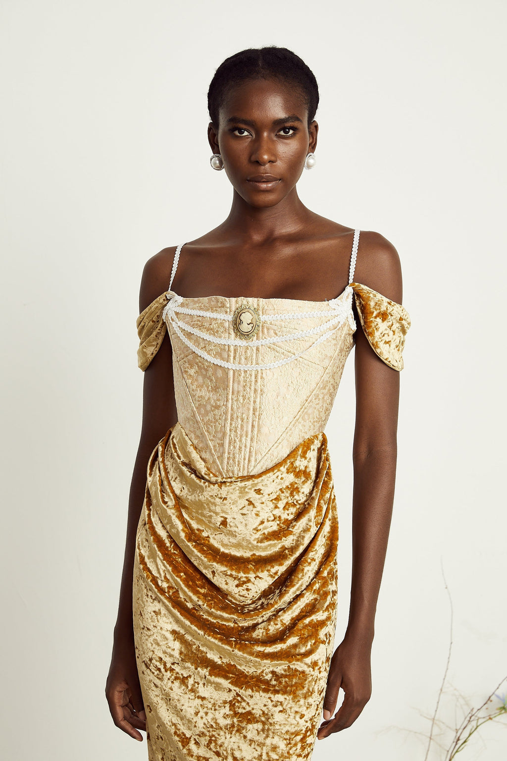 Jakarlı Korse Midi Elbise